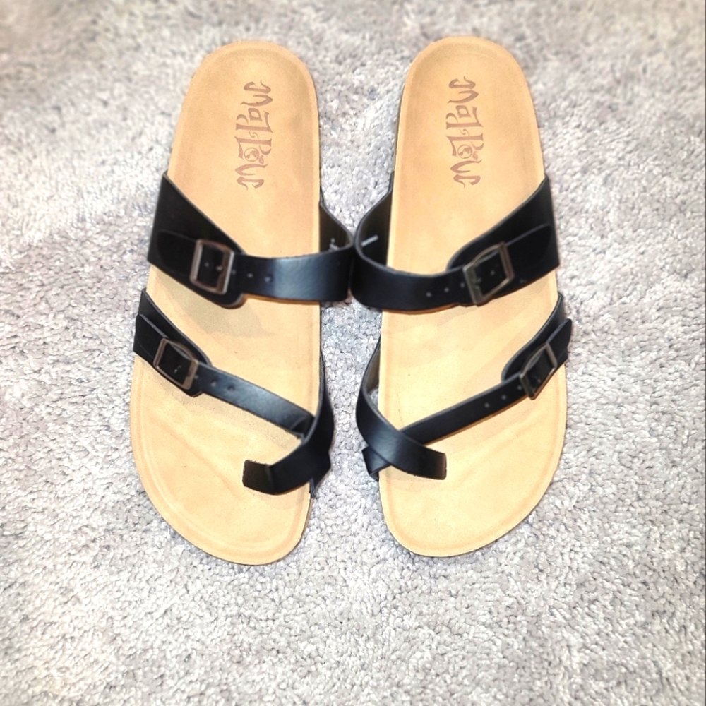 Black sandals